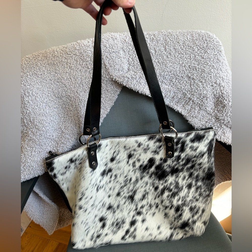 Jill’s Homestead Daisy tote bag- hair on hide